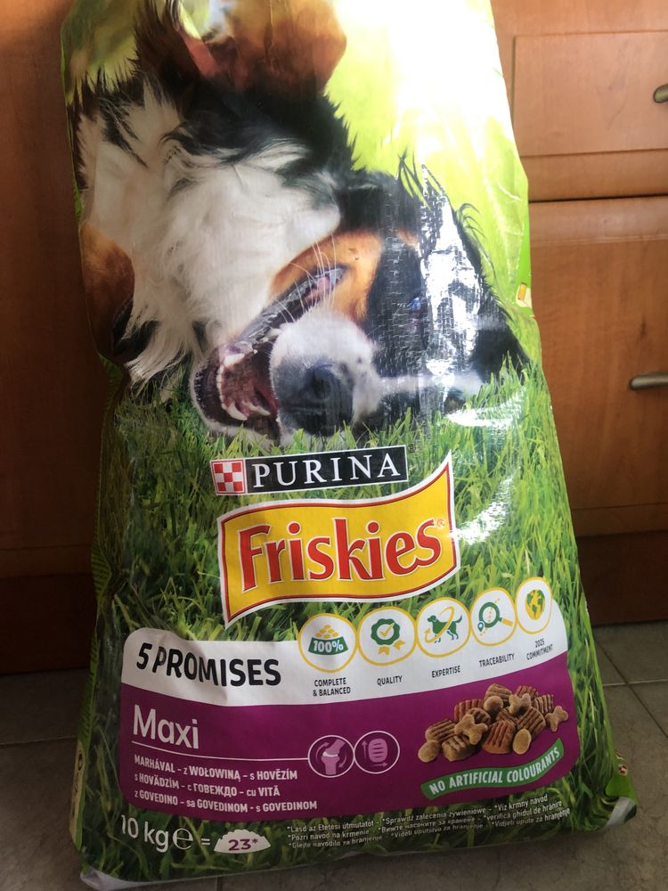 Karma dla psów Friskies Maxi