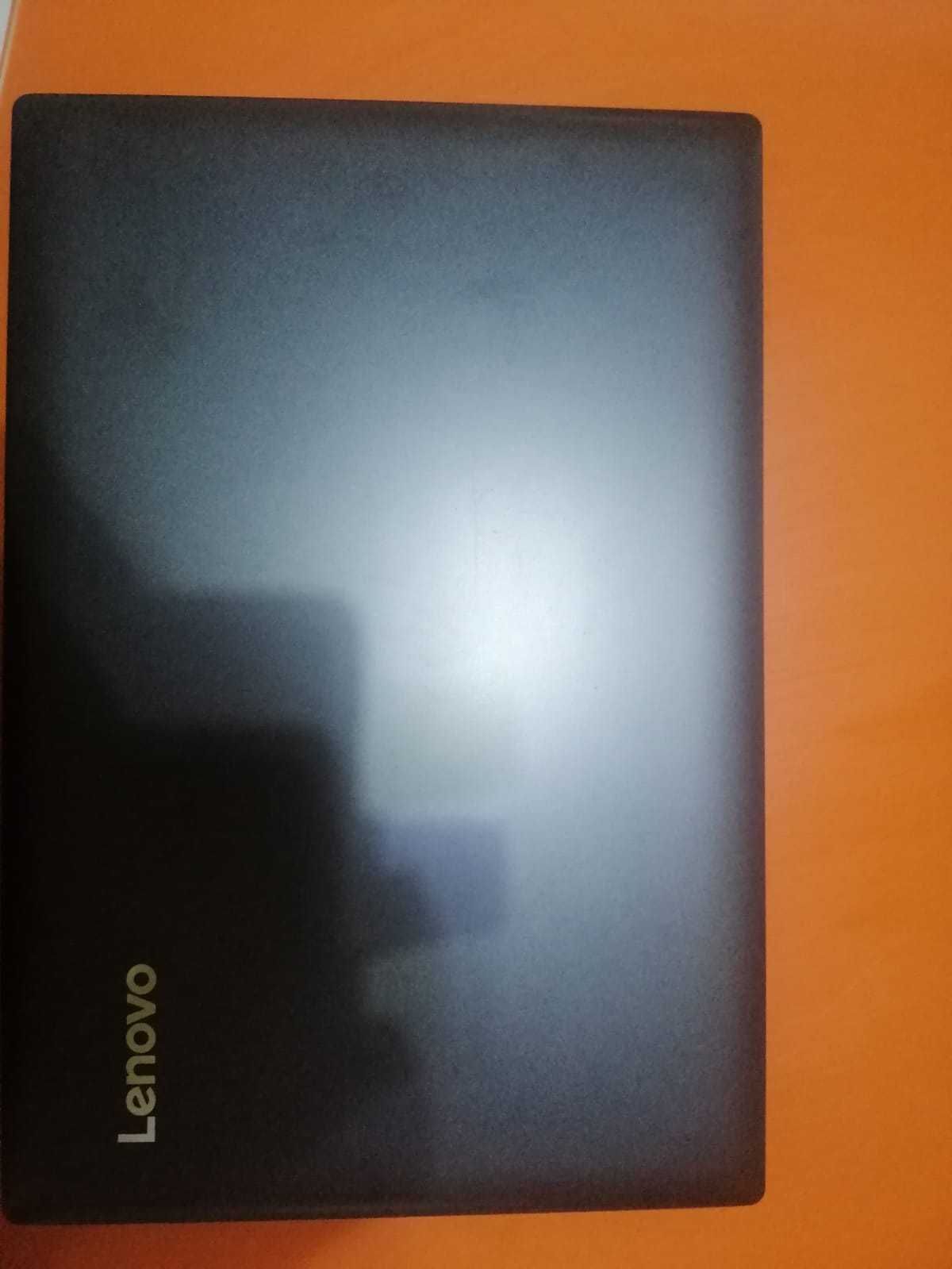 Computador portátil Lenovo