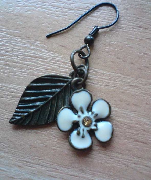 Piękne Kolczyki Kwiaty Kwiatuszki Floral SIX