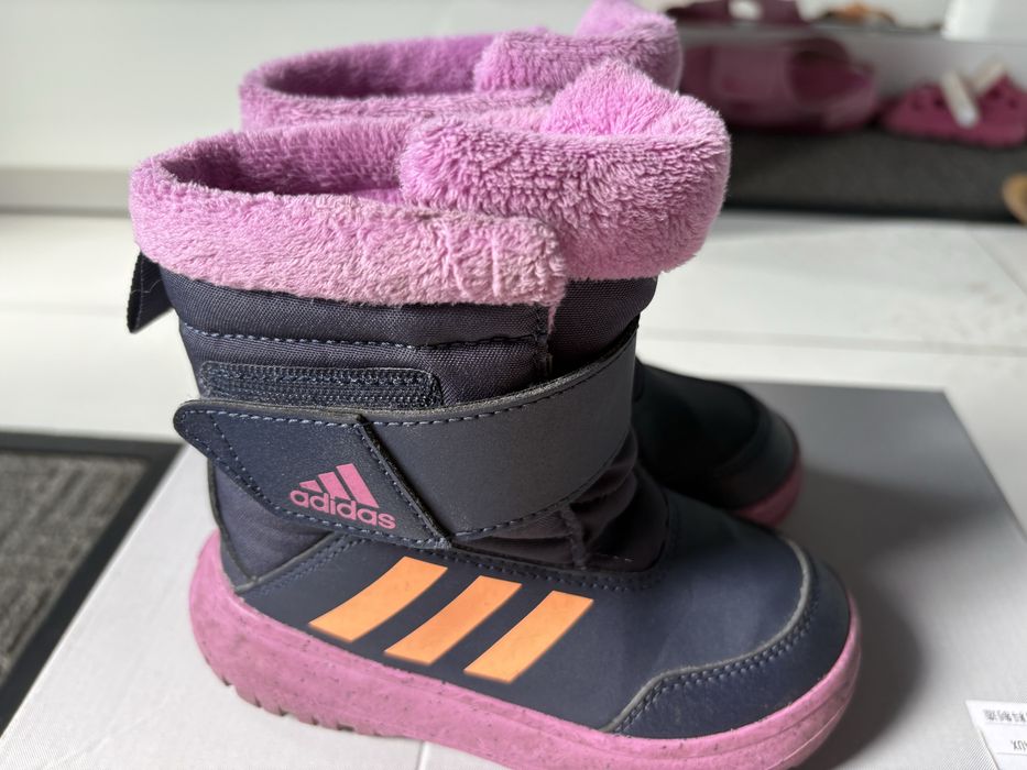 Śniegowce Adidas dla dziewczynki 26