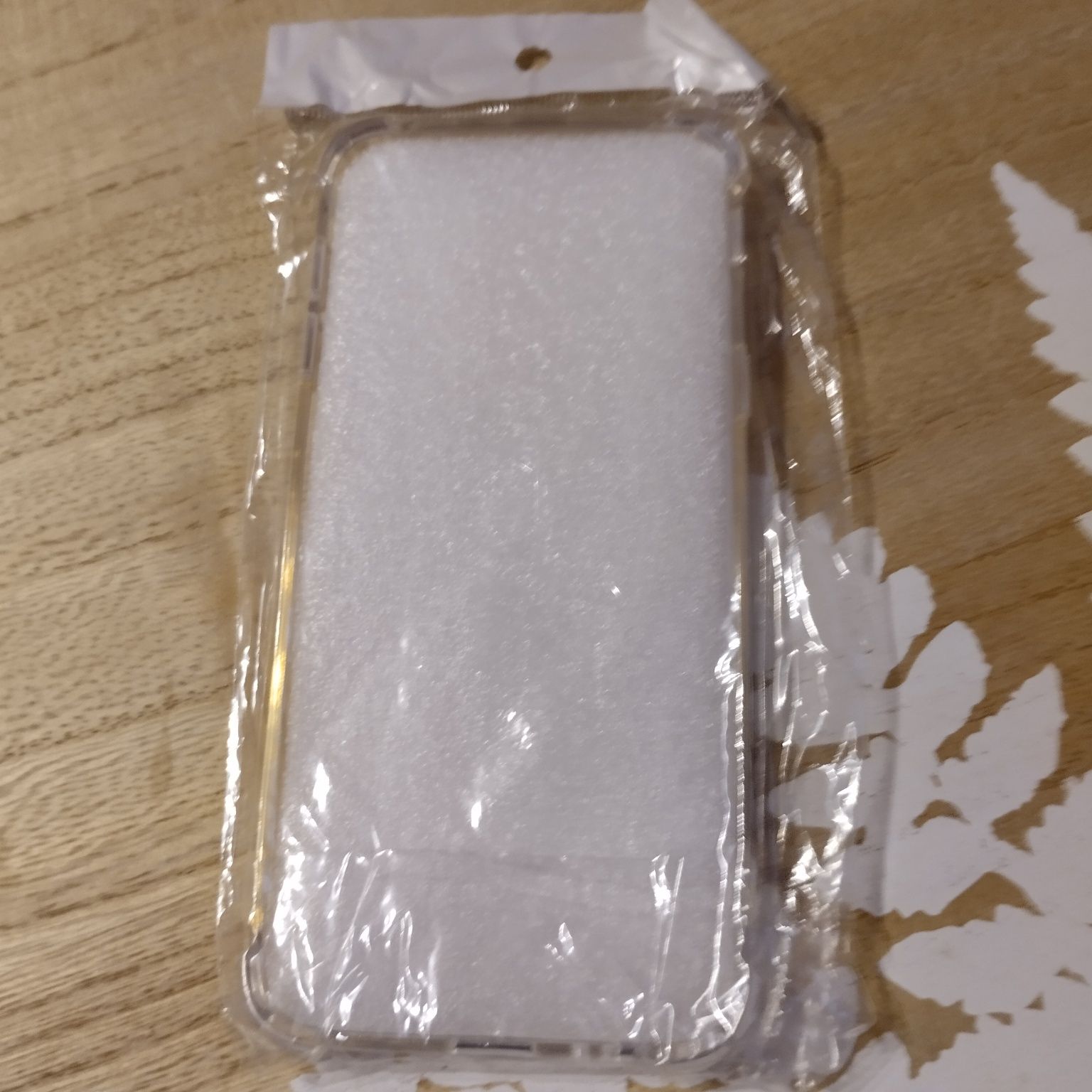 Etui na telefon Samsung j 6 nowe
