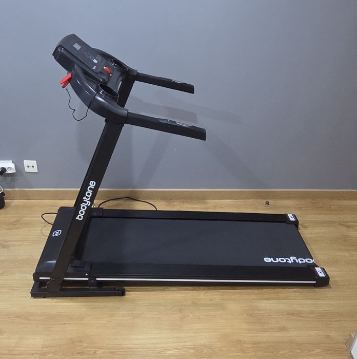 Passadeira de Corrida BODYTONE DT12+ (vel.máx:12 km/h)