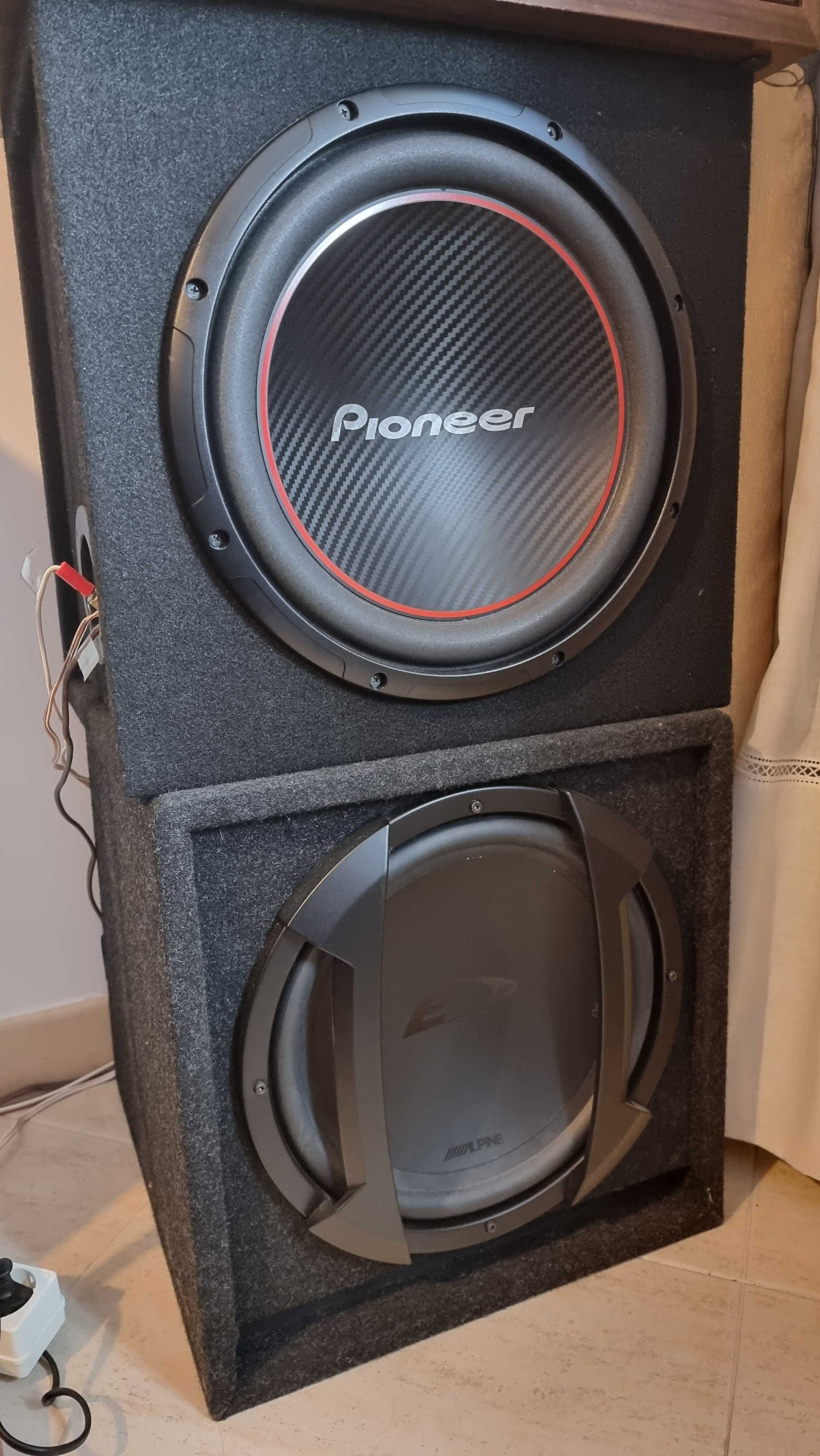 Sub woofers passivos de 4 ohms Alpine SBE-1244BR e Pioneer TS-W304R