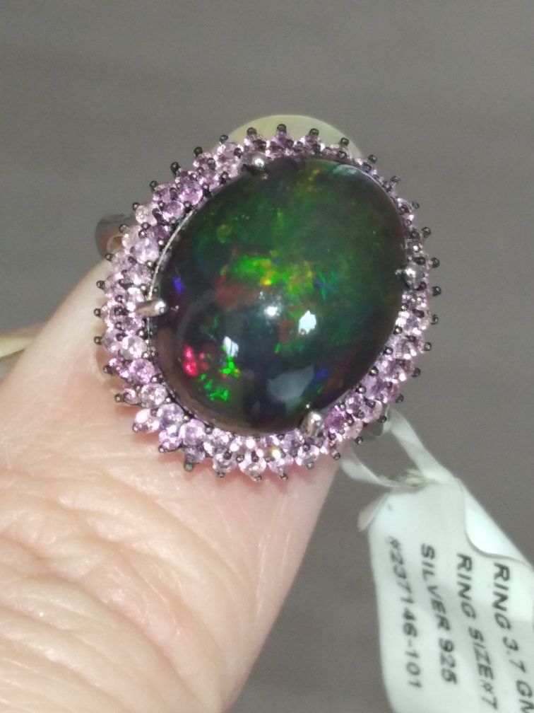 Opal czarny naturalny