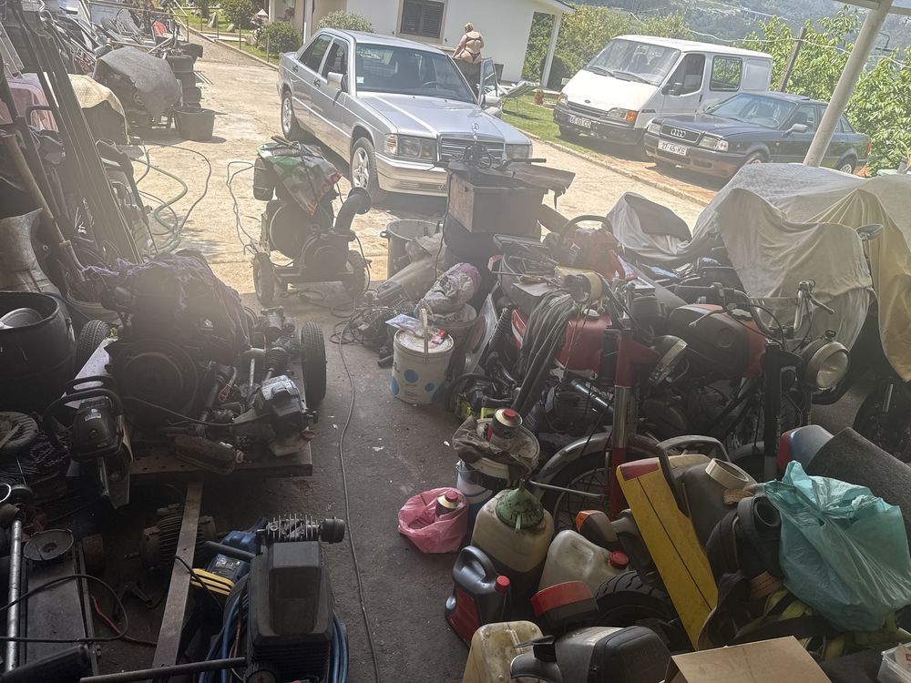 Vario matrial para motorisadas e vaiculos com idade