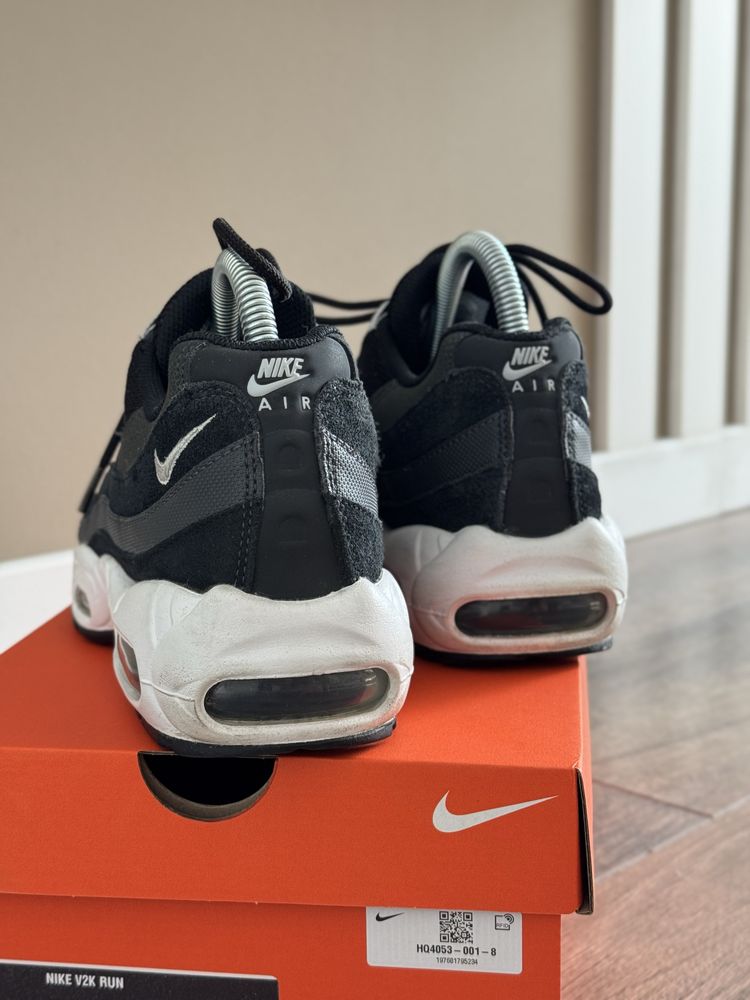 Оригінальні кросівки Nike Air Max 95 DM0011-009