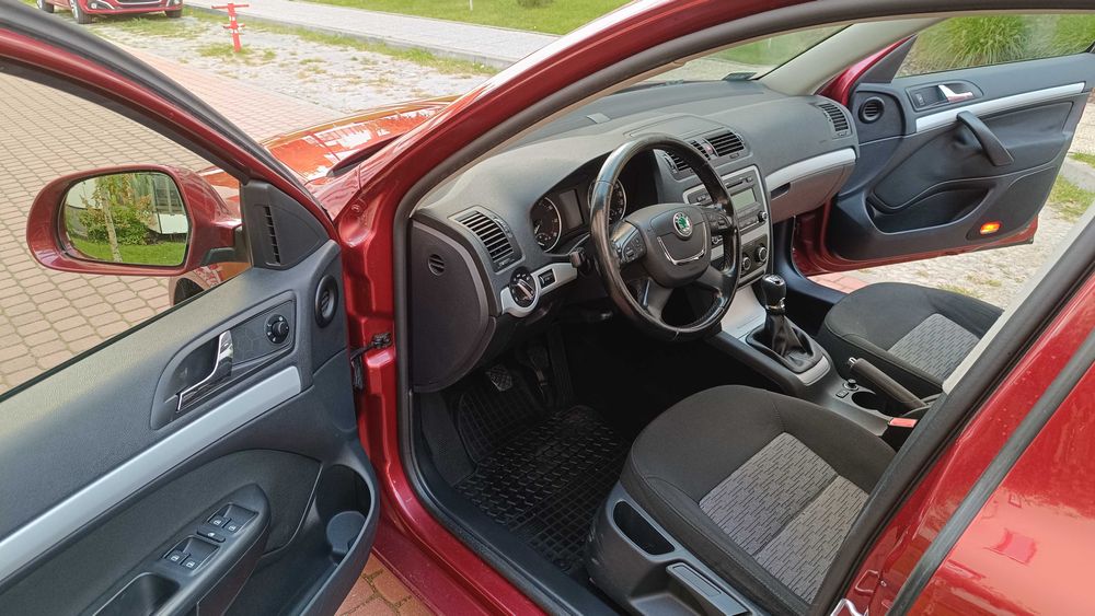 Skoda Octavia 1.6 MPI 102 KM Niezawodna Bardzo Zadbana Bez Rdzy