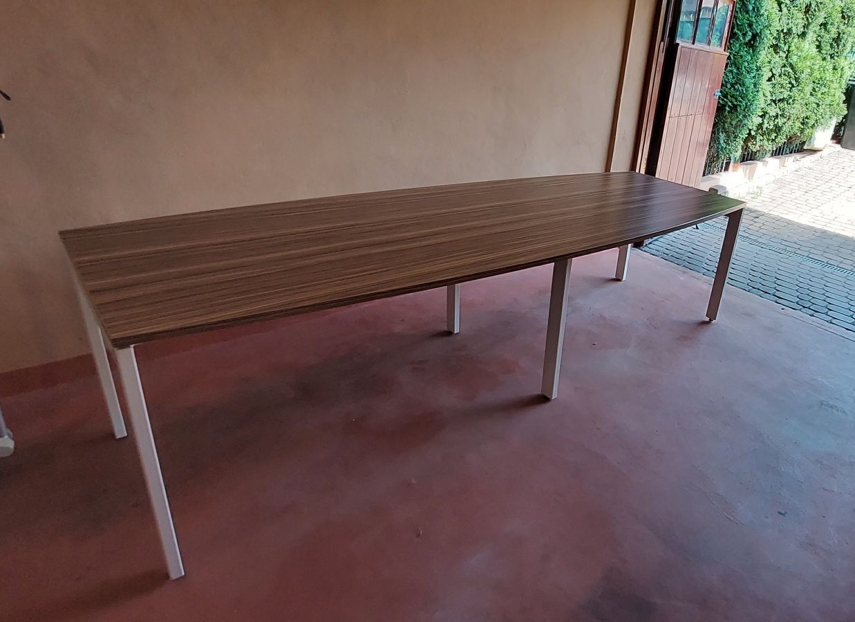 Stół elegancki na każdą okazję