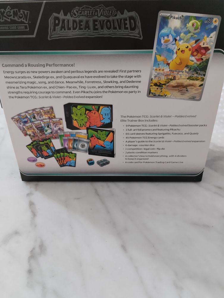 Pokémon - Paldea Evolved Elite Trainer Box