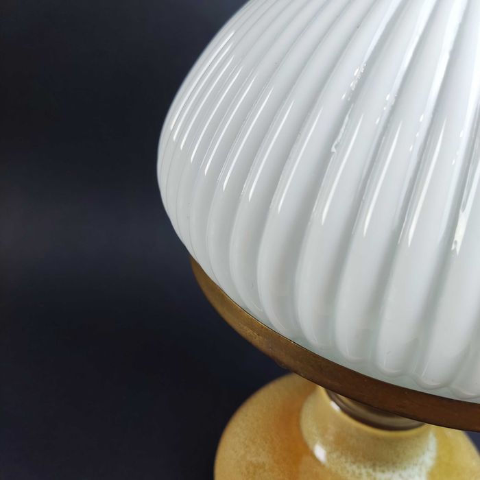 Lampka na podstawie Mirostowice - stan idealny