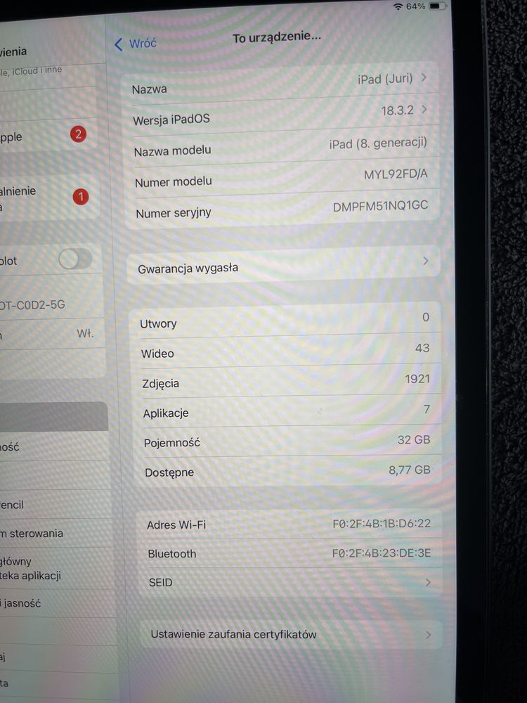 Ipad 8th gen A2270 32GB plus etui, szkło hartowane