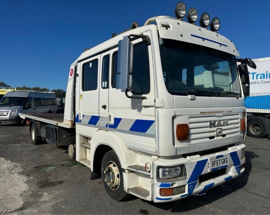 Man 12 220 евакуатор 2008