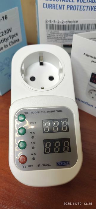 Захисне реле напруги TOMZN з дисплеєм