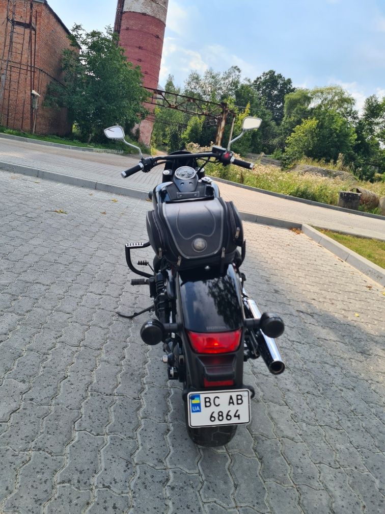 Продам Honda VT750