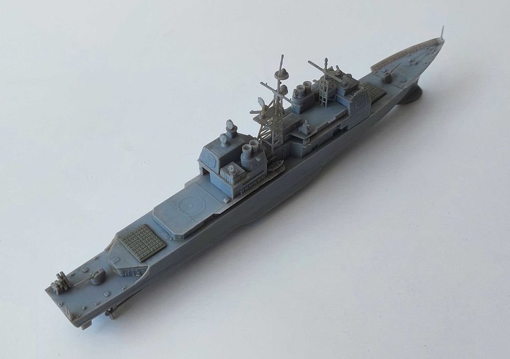 Kit montado modelismo 1/700 plástico de Cruzador classe "Ticonderoga"