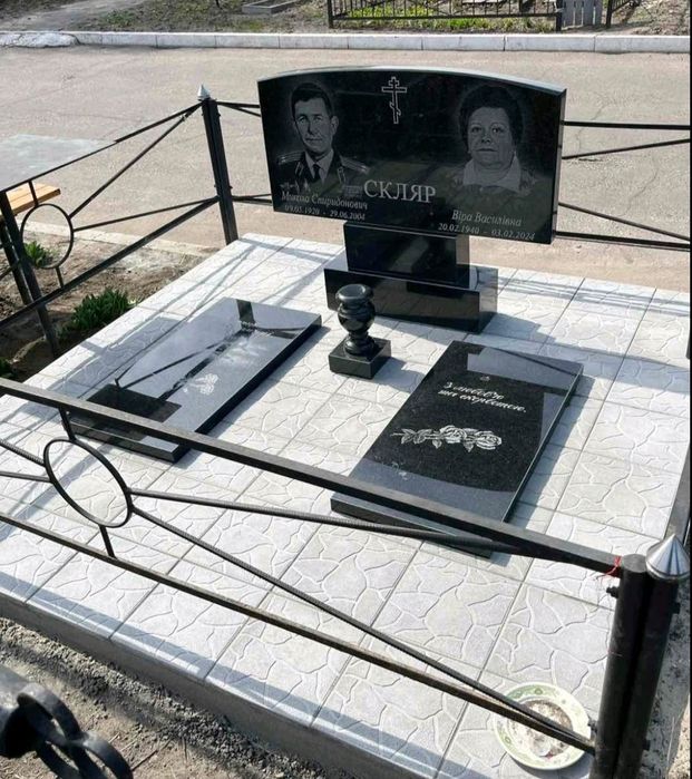 Пам'ятники з Гранiта в Кременчуге.Бюджетнi 8500гр Портретом ручна роб