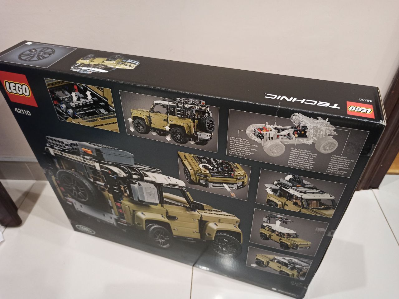 Lego Technic Land Rover Defender 42110