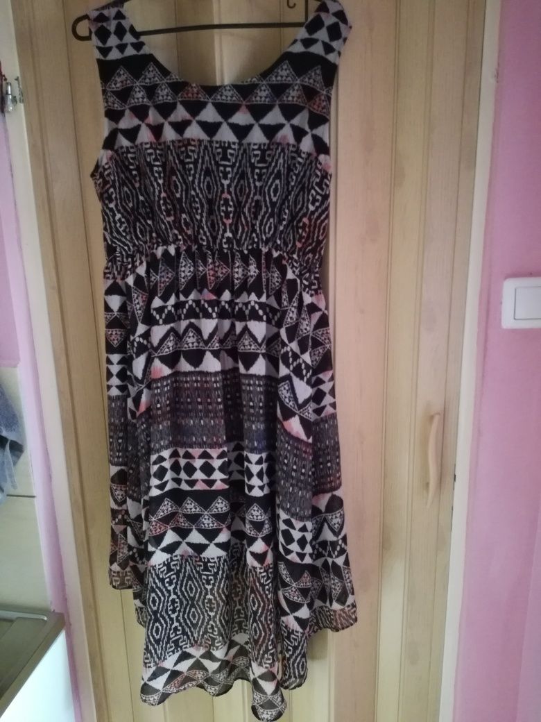 Sukienka długa boho dłuższy tył na ramiączkach