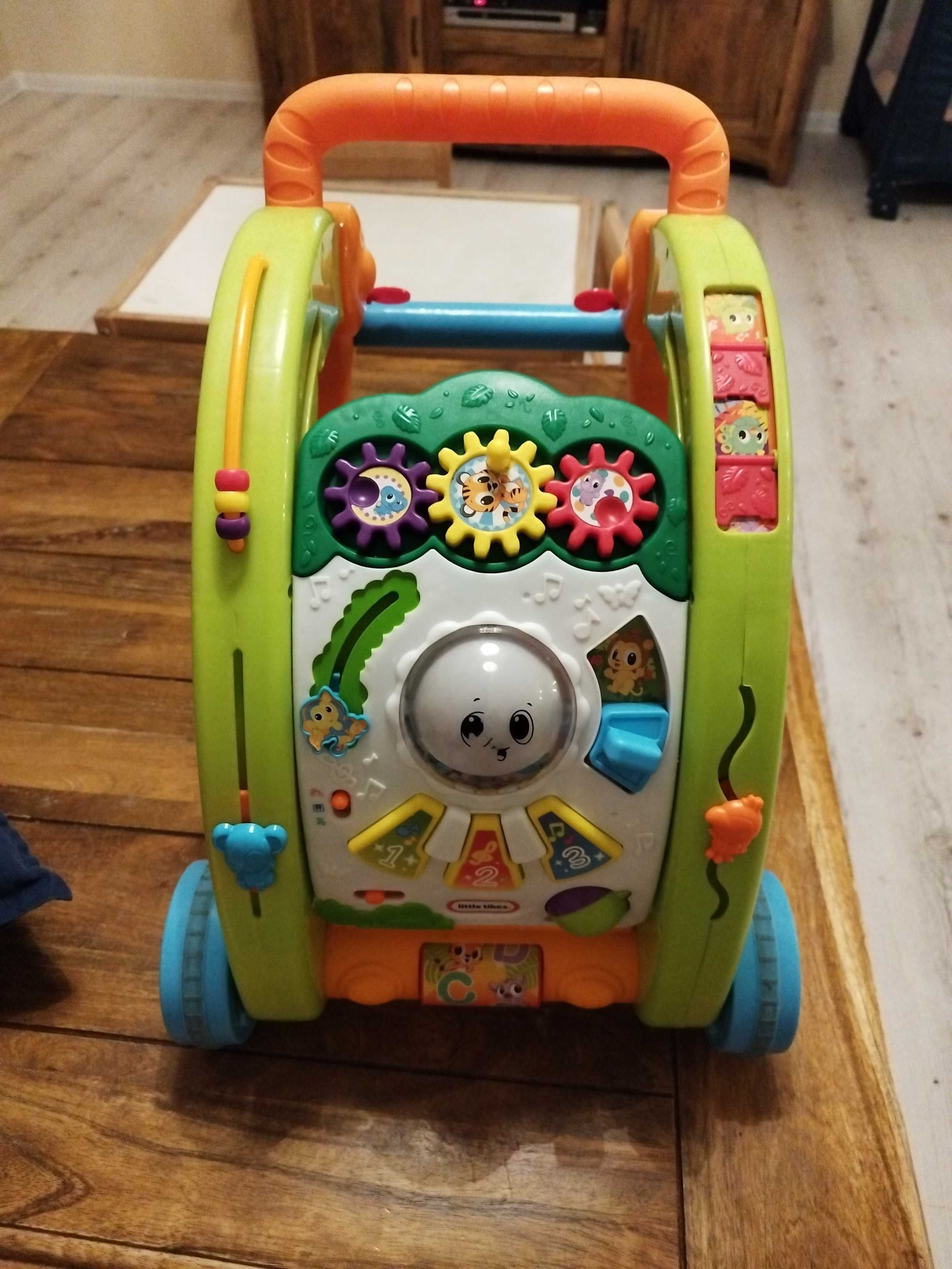 Pchacz, jeździk, stolik aktywności little tikes