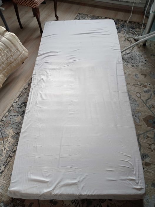 Materac 200 cm na 90 cm