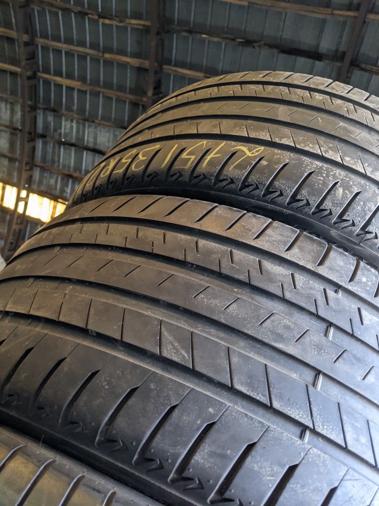 275/35R21 Bridgestone 22рік