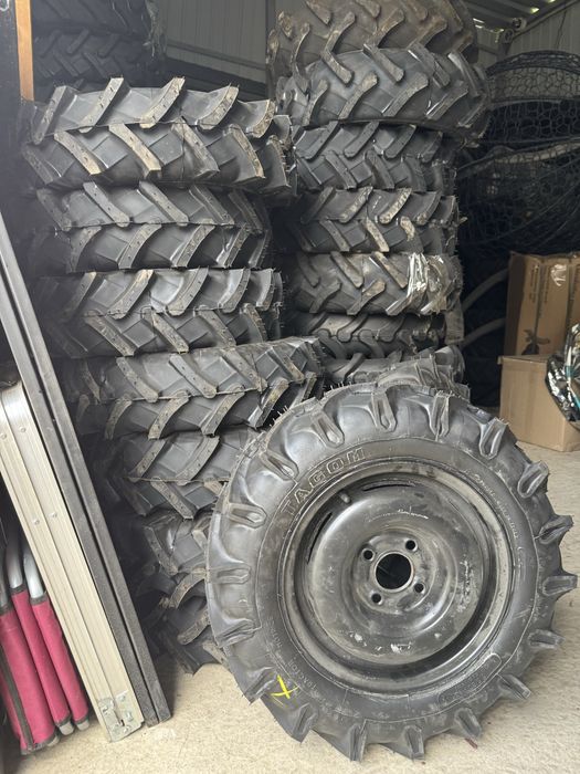 Колеса в зборі та саму резину на мінітрактор та мотоблок.