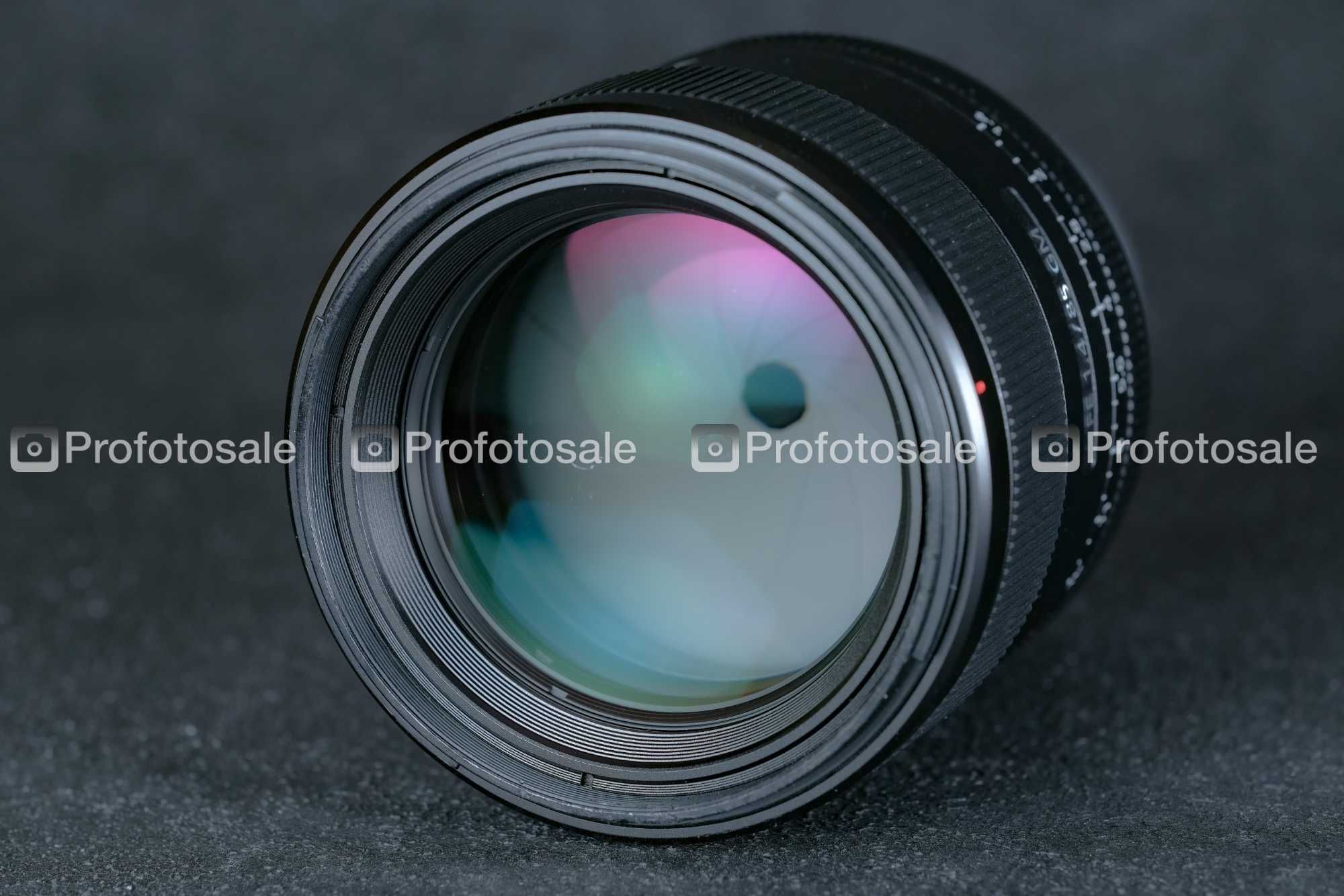 Об'єктив Sony FE 85mm f/1.4 GM