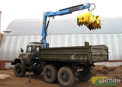Услуги послуги манипулятора,щебень, кирпич, . Вывоз мусора ковшом,
