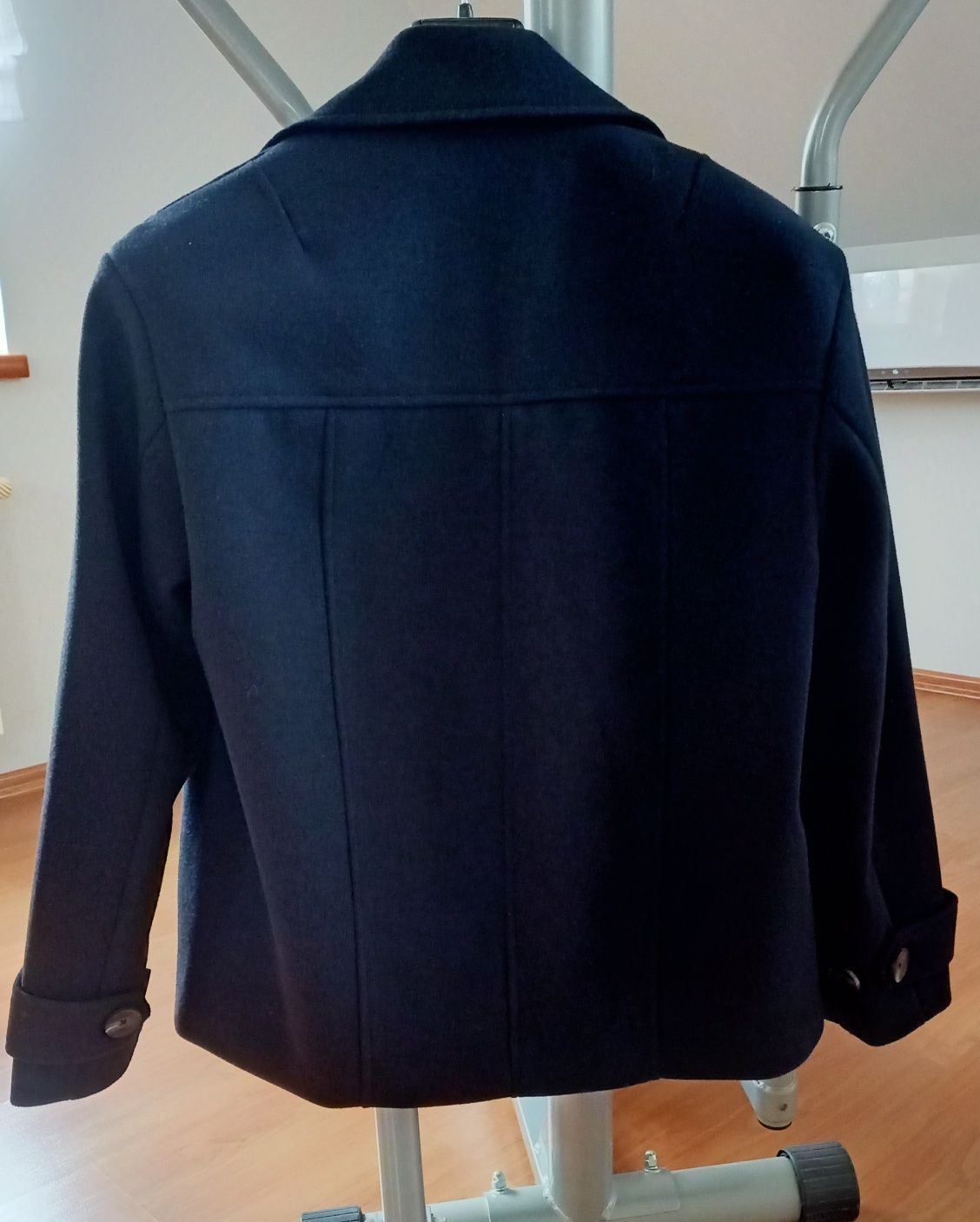 Lekka kurtka damska Pull & Bear