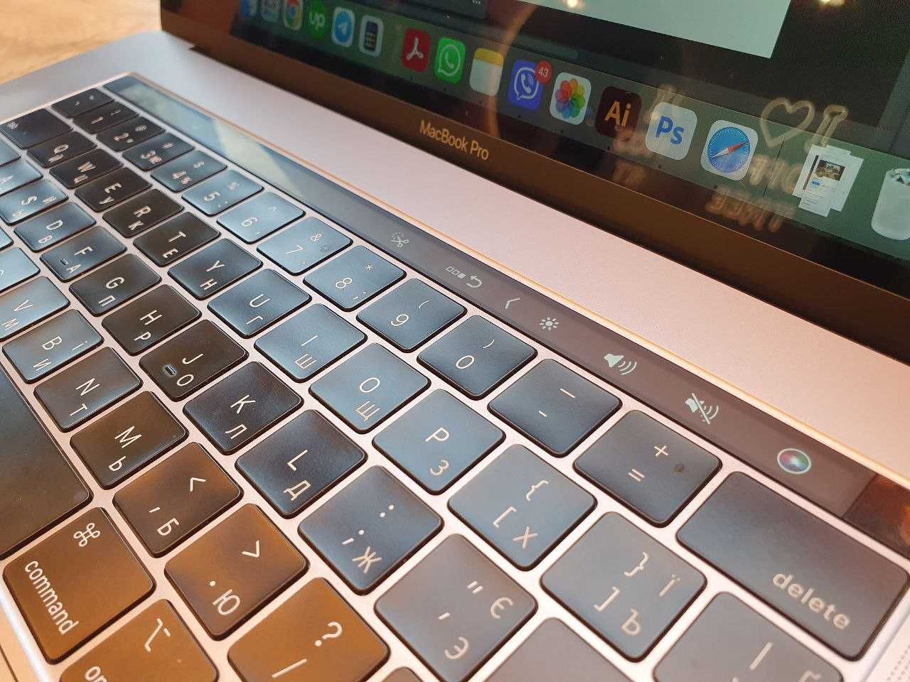 Продаю 16-дюймовий MacBook Pro (2018, США, Каліфорнія)