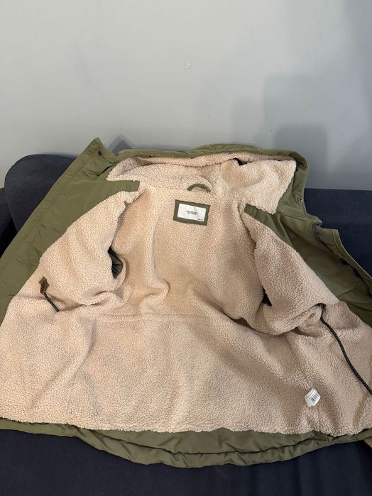 Куртка зимова Reserved на хлопця 148 см