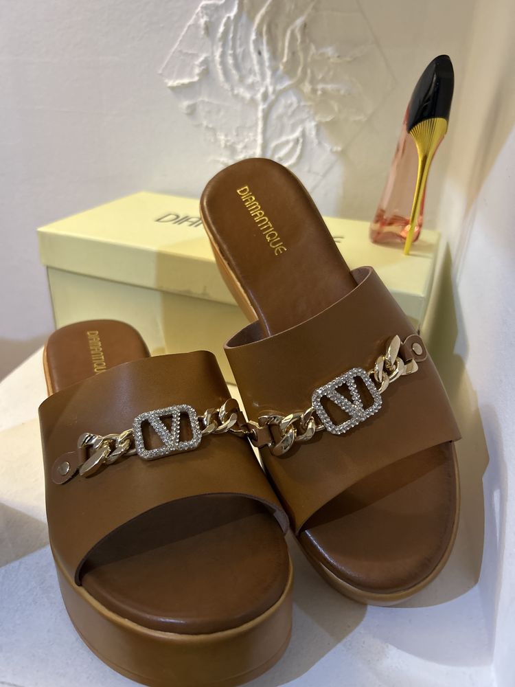 Nowe klapki dzmskie eco skorka camel rozmiar 39