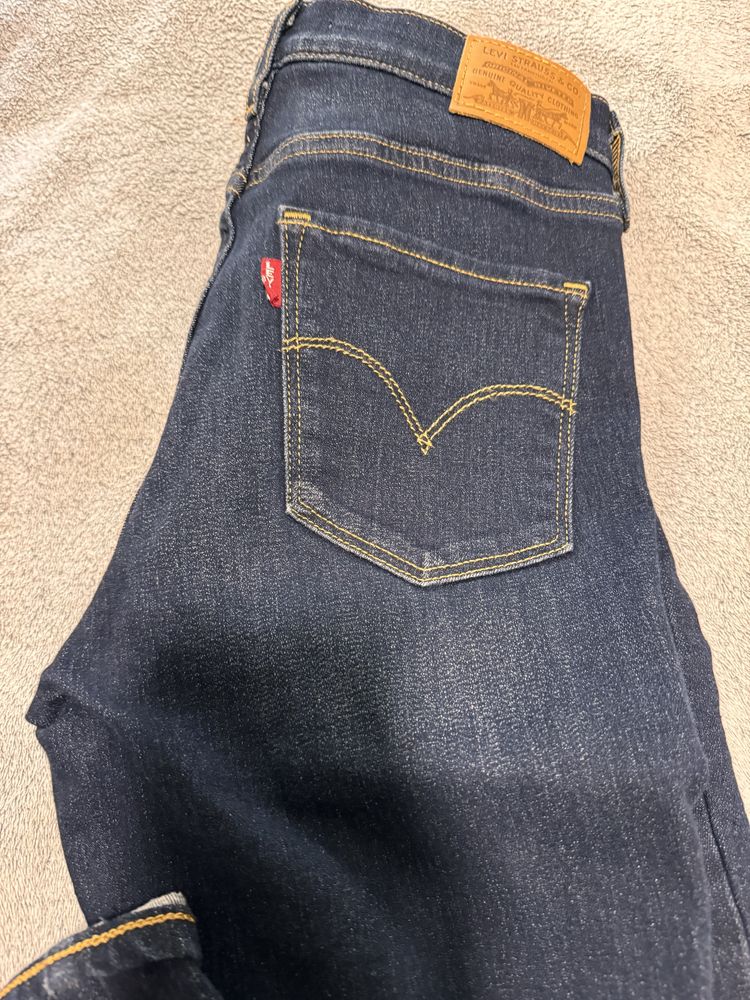 Жіночі джинси levi’s skinny premium