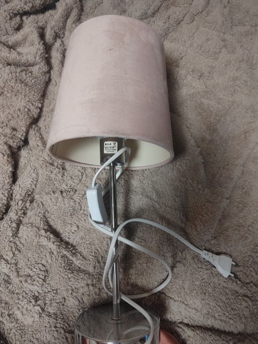 Lampka nocna pudrowy róż