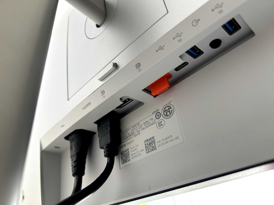 Монітор Dell u2422h UltraSharp