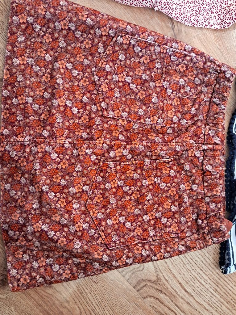 3 Spódniczki lato r. 140/ 146  Zara, Primark jak Nowe