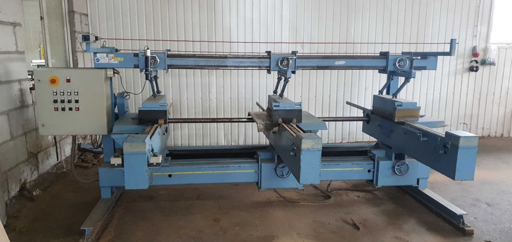 Trzy piła formatowa do deski paletowej