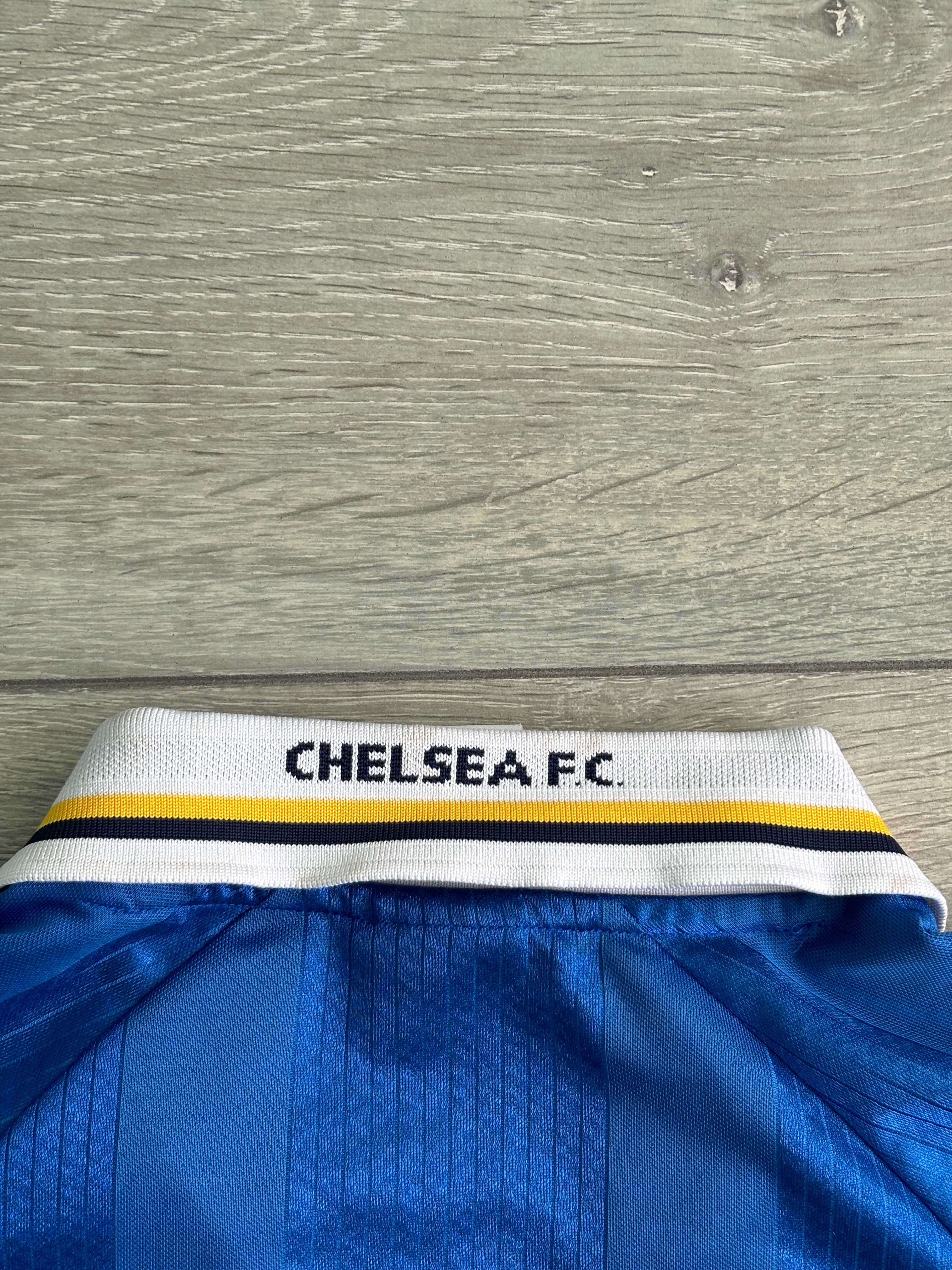Футбольна Футболка Челсі Chelsea Retro Football Jersey Soccer Shirt S