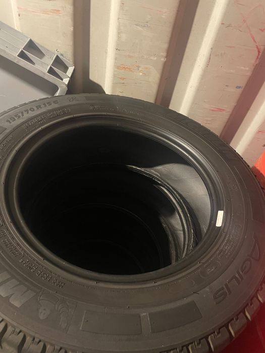 Pneus toyota Hiace