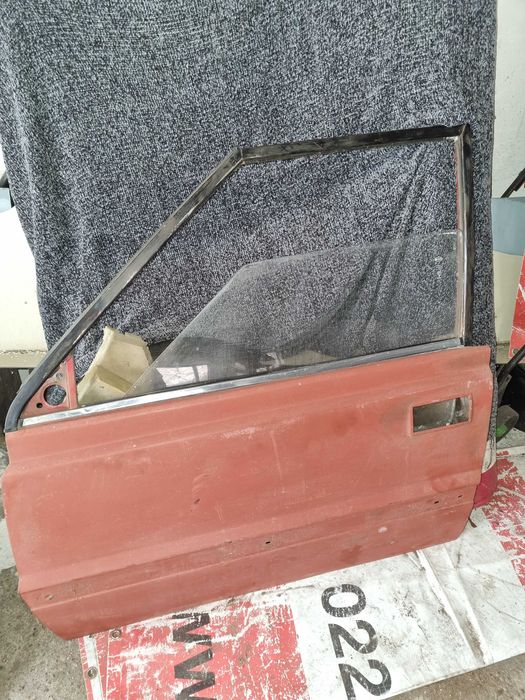 Drzwi do poloneza lewy przod z szybą