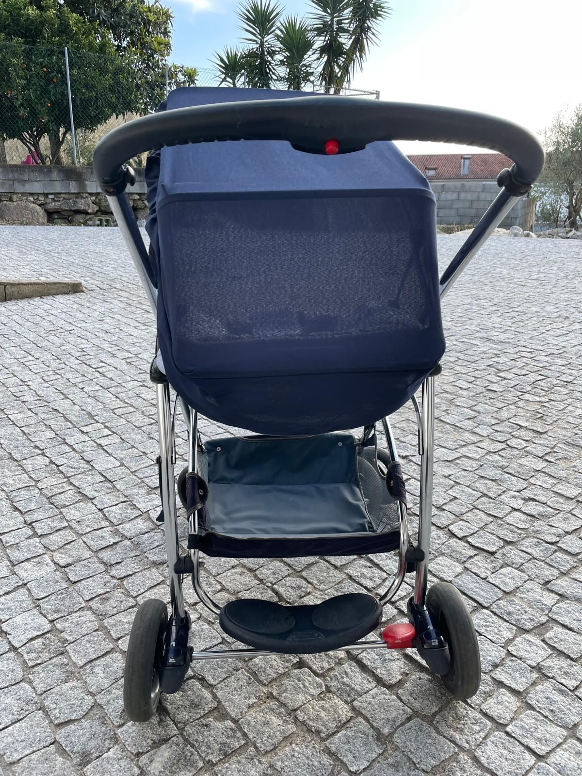 Carrinho de Bebé