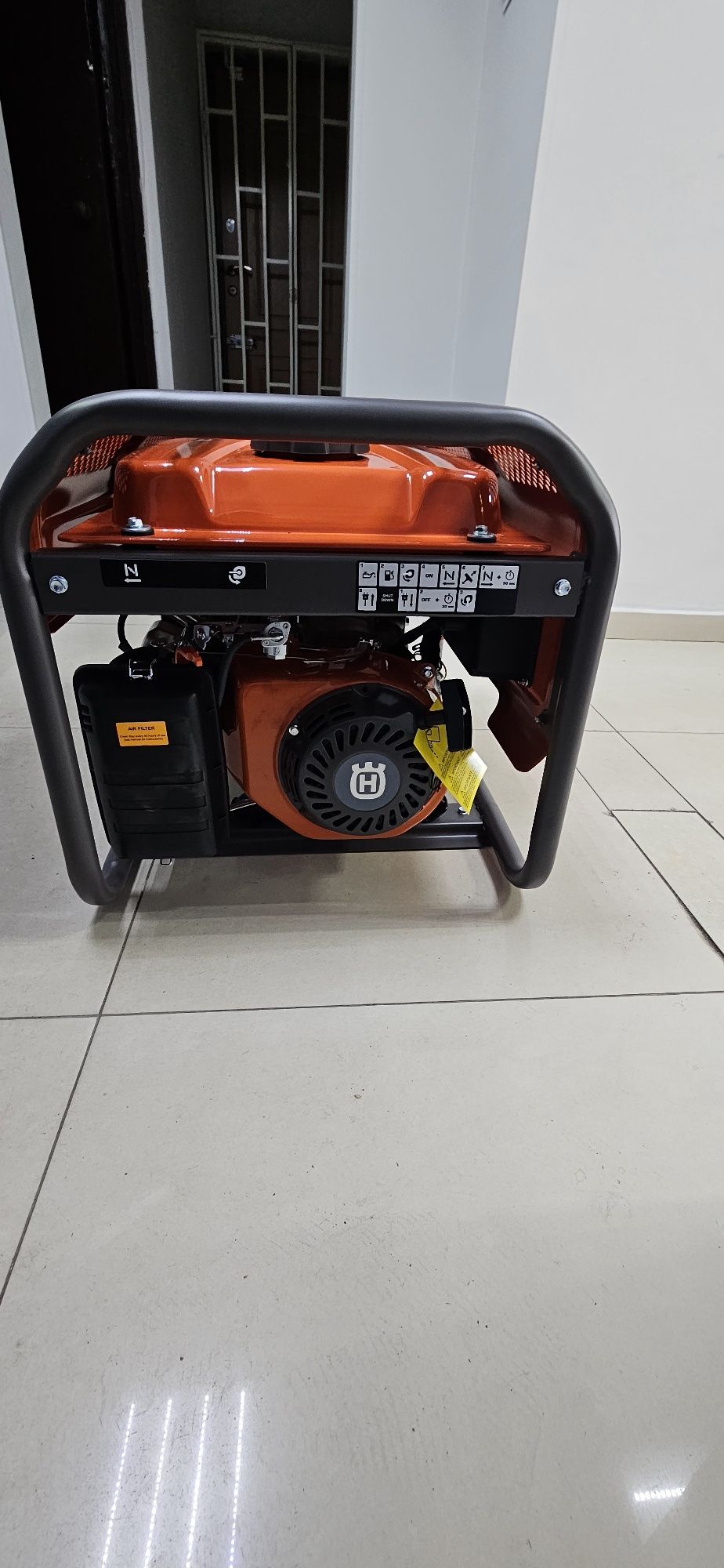 Гениратор Husqvarna G-2500-P 2.5Квт