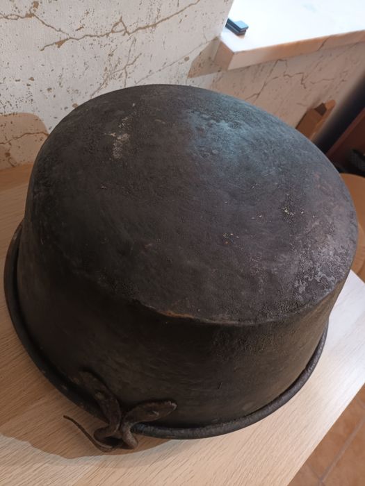 2 Caldeiras, panelas, tachos de cobre antigas