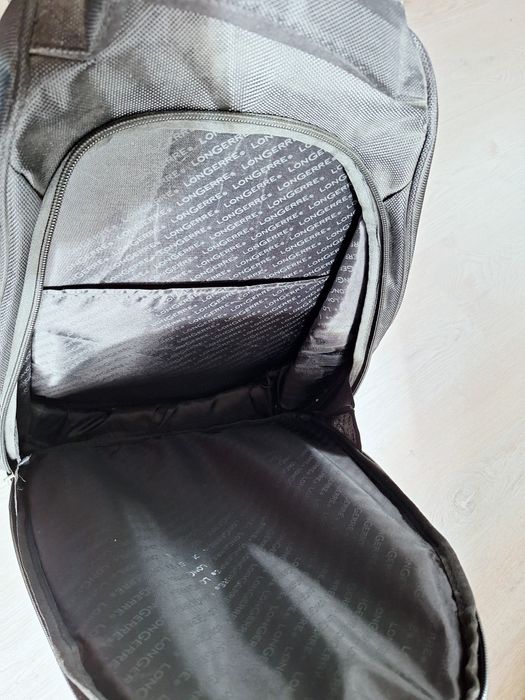 Czarny plecak LONGERRE miejski sportowy