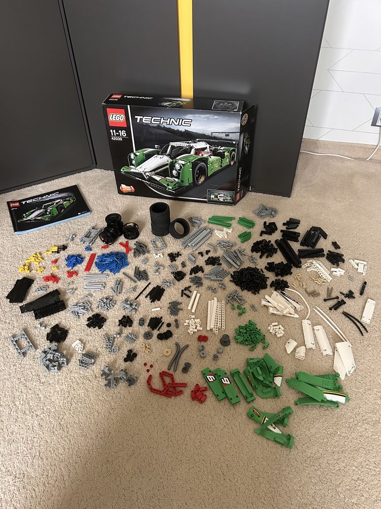LEGO Technic Superszybka Wyścigówka