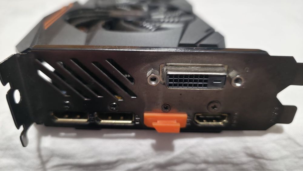 Karta graficzna AMD rx 580 8gb od Aorus
