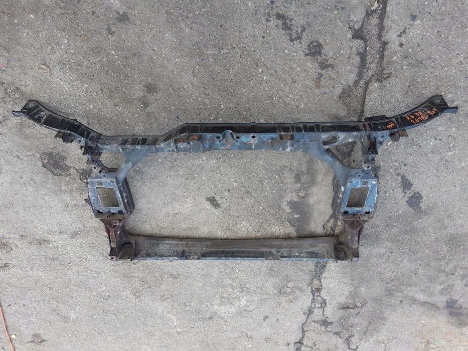 AUDI A5 8T A4 B8 PAS WZMOCNIENIE CZOŁOWE RAMKA PRZÓD 8K0805594J