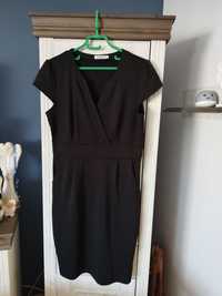 Czarna sukienka z kopertowym dekoltem,L/XL