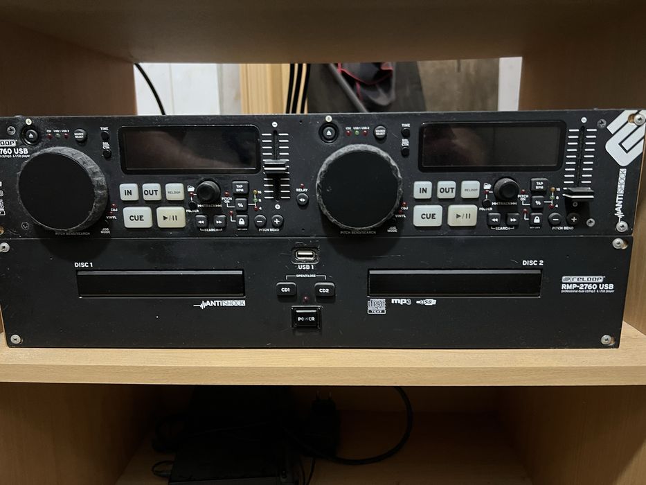 Zestaw : kolumny reloop, mikser omnitronic cs-406, odtw reloop 2760