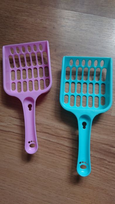 łopatka do żwirku do kuwety niebieska różowa nowa